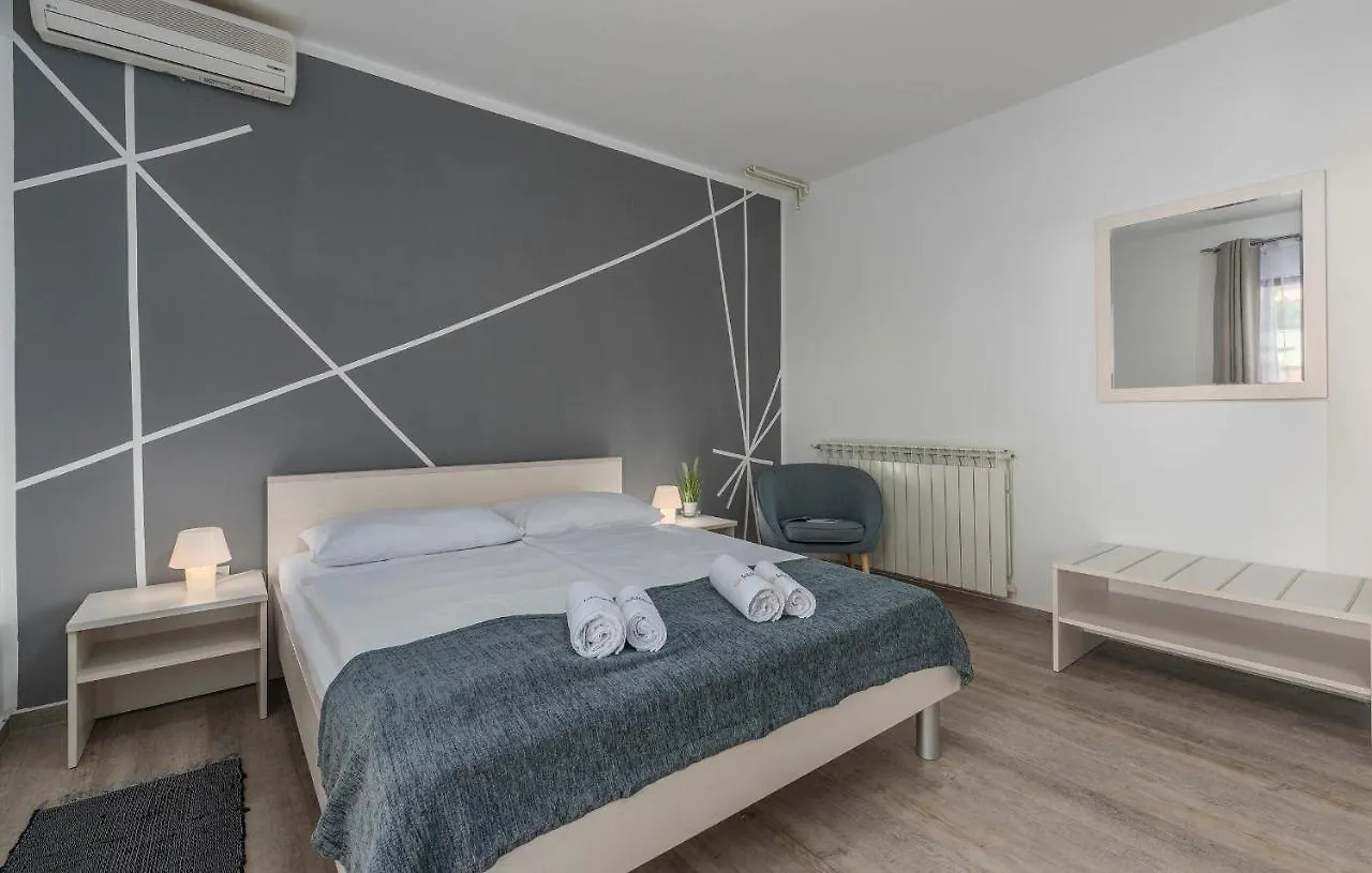 Villa Ladavac B&B 4*, Rovinj Croatia