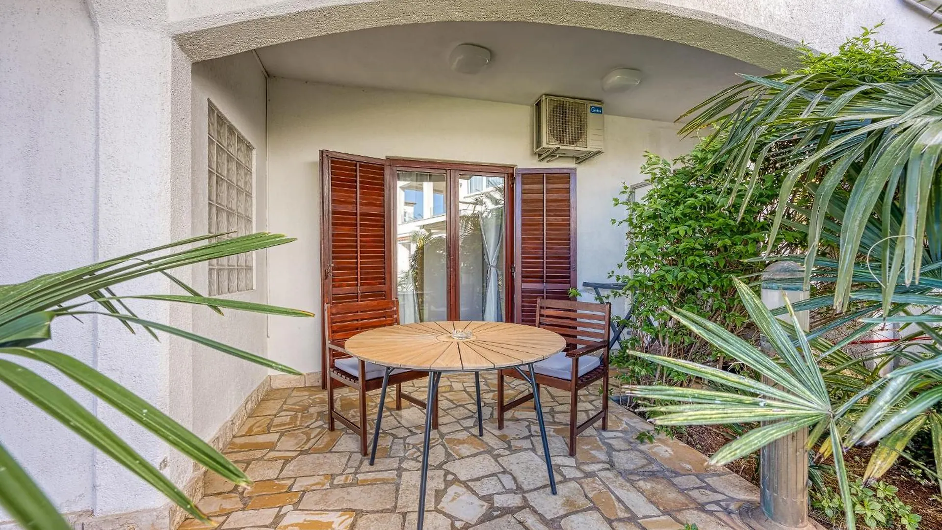 Villa Ladavac B&B Rovinj Alojamento de Acomodação e Pequeno-almoço