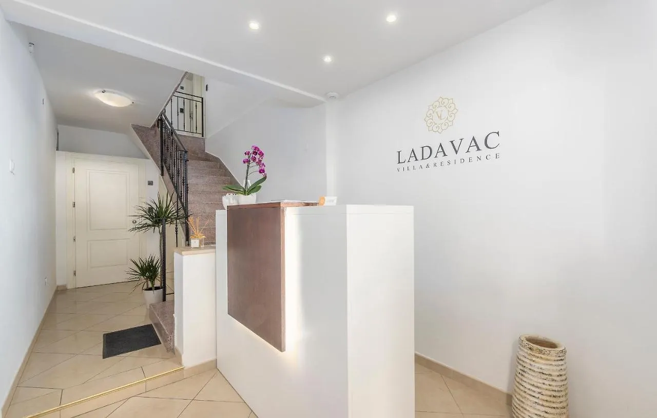Villa Ladavac B&B Rovinj 4*,